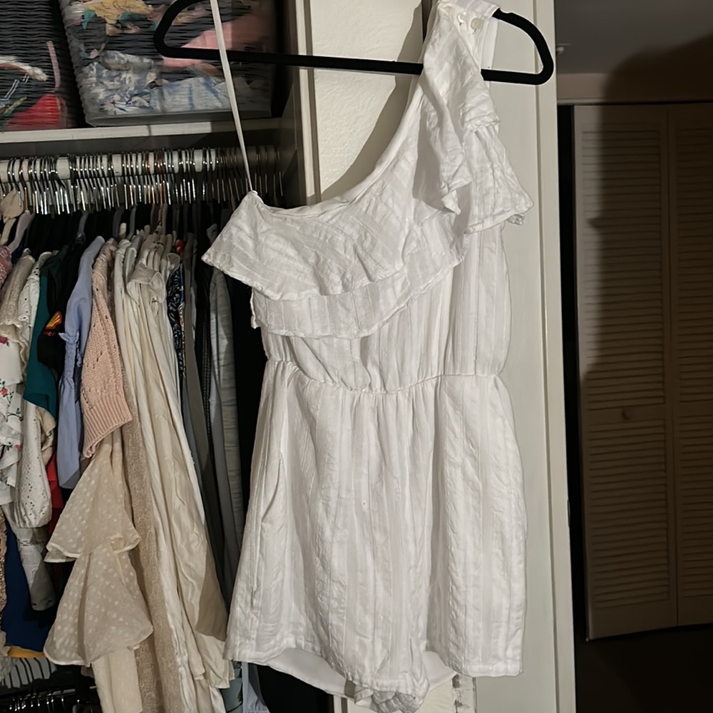 BCBGeneration One Shoulder Ruffle Romper - Picture 3 of 3